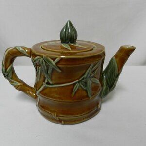 Bamboo Vintage Majolica style Ceramic teapot w/ lid brown green Palm leaves